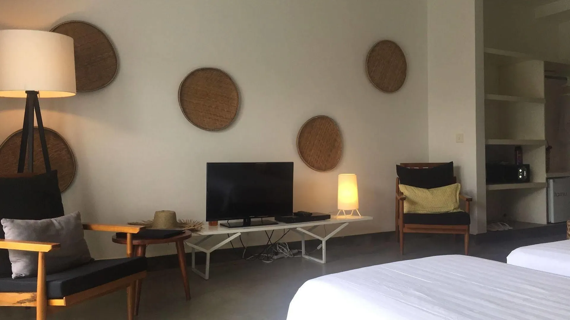 Tamu Otres Hotel Sihanoukville 4*,